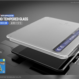 محافظ صفحه آیپد برند بلوئو Blueo مدل Strong Tempered Glass بهمراه ابزار نصب آسان مناسب برای Apple iPad Pro 13 2024