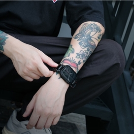 گارد و گلس محافظ اپل واچ سری 10 SKINARMA GADO Apple Watch Case 46mm