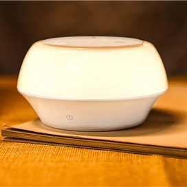 شارژر بی سیم و چراغ خواب رسی Recci RCW-21 wireless charging and LED night light