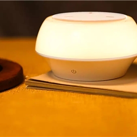 شارژر بی سیم و چراغ خواب رسی Recci RCW-21 wireless charging and LED night light